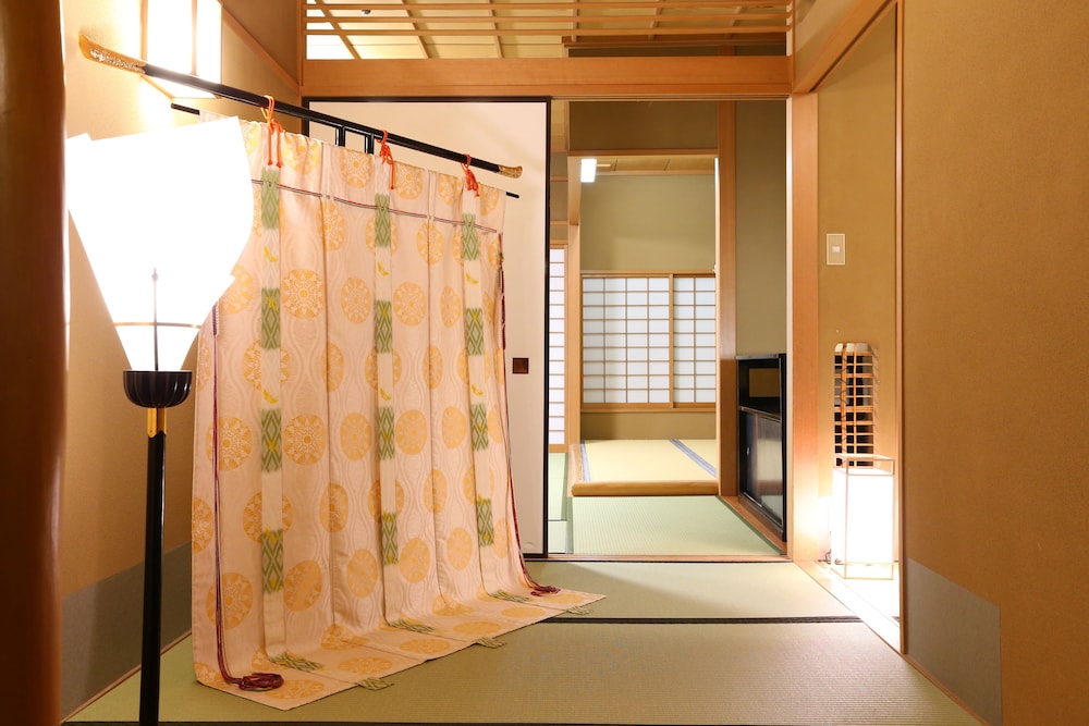 Geihinkan, Room With Open-Air Bath, Shunsyokou
