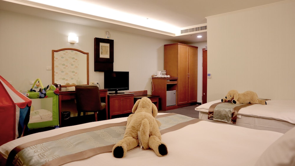 Accessible Family Room photo 2