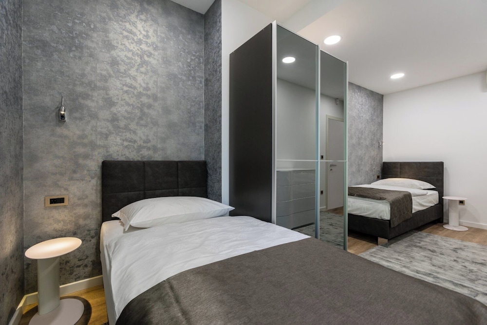 Deluxe Triple Room photo 1