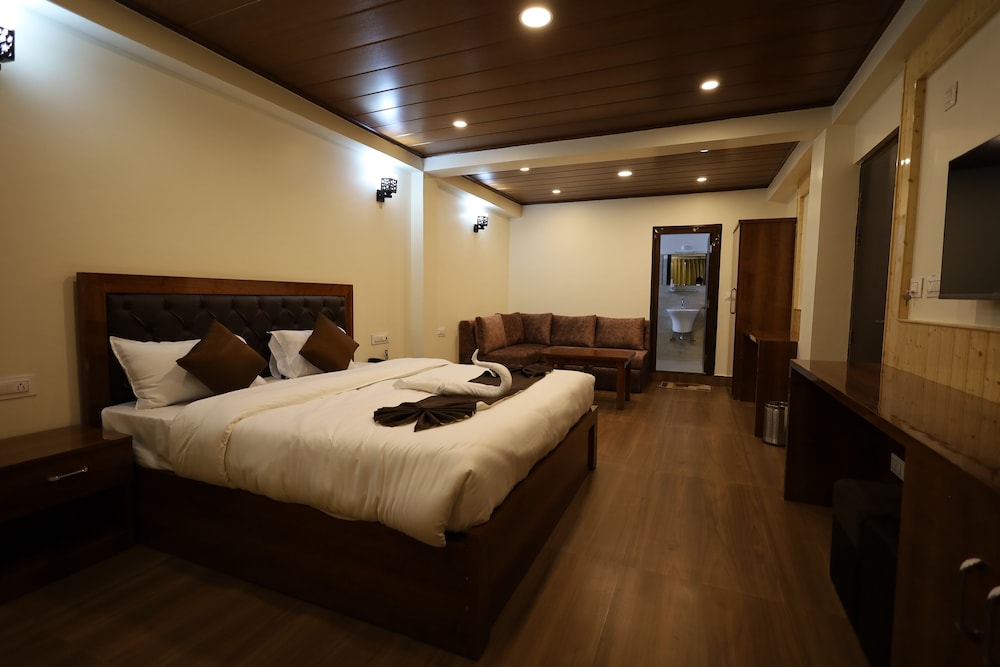 Deluxe Room - Photo 1