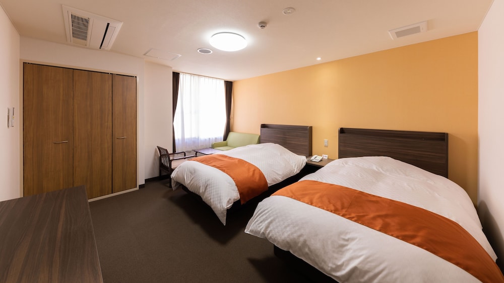 B Type - Western Style Semi Double Twin Room photo 1