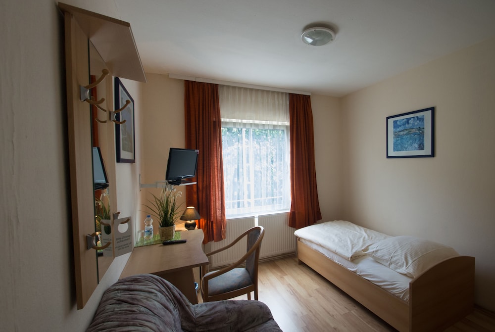 Comfort Single Room