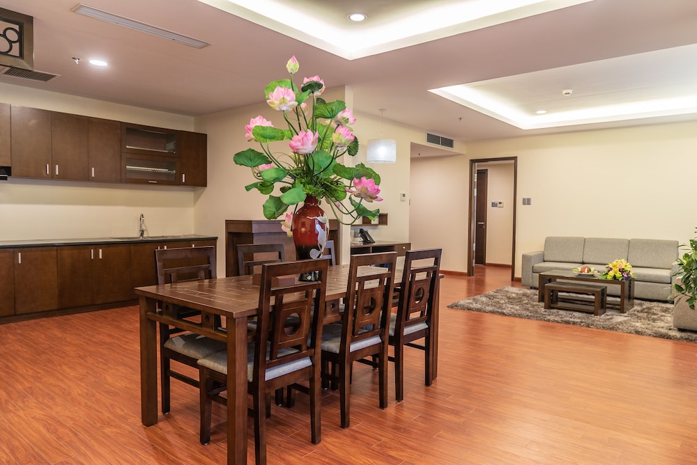 Royal Suite photo 3