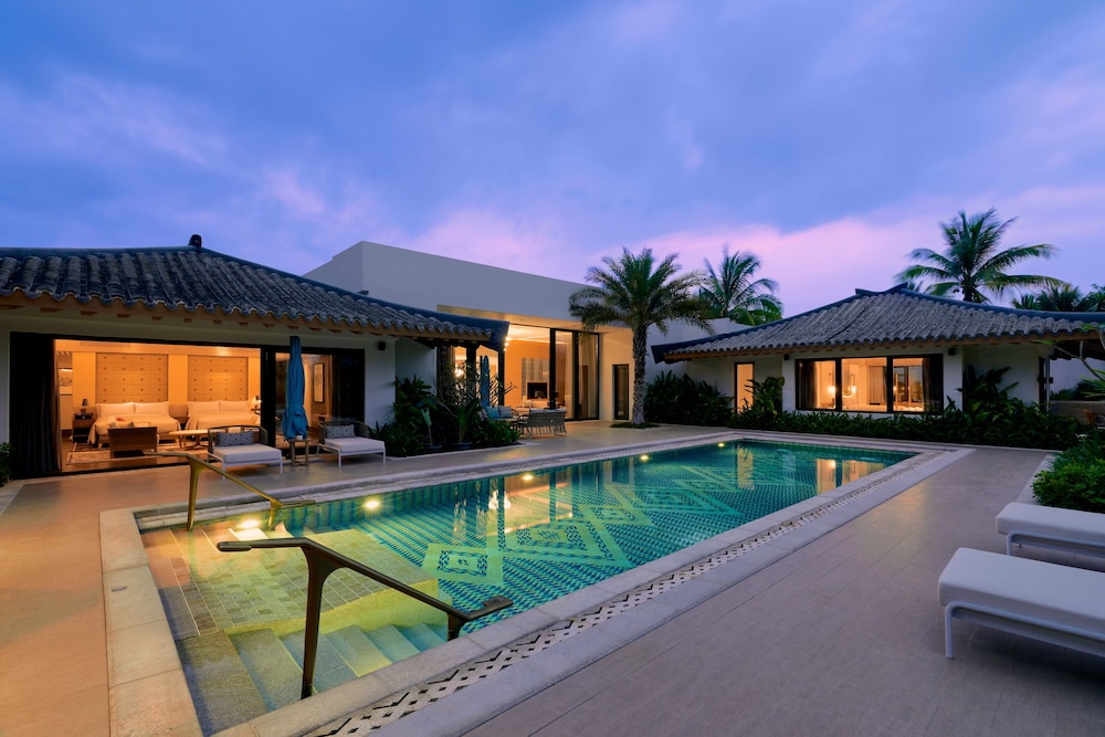 Villa, 3 Bedrooms, Oceanfront photo 1