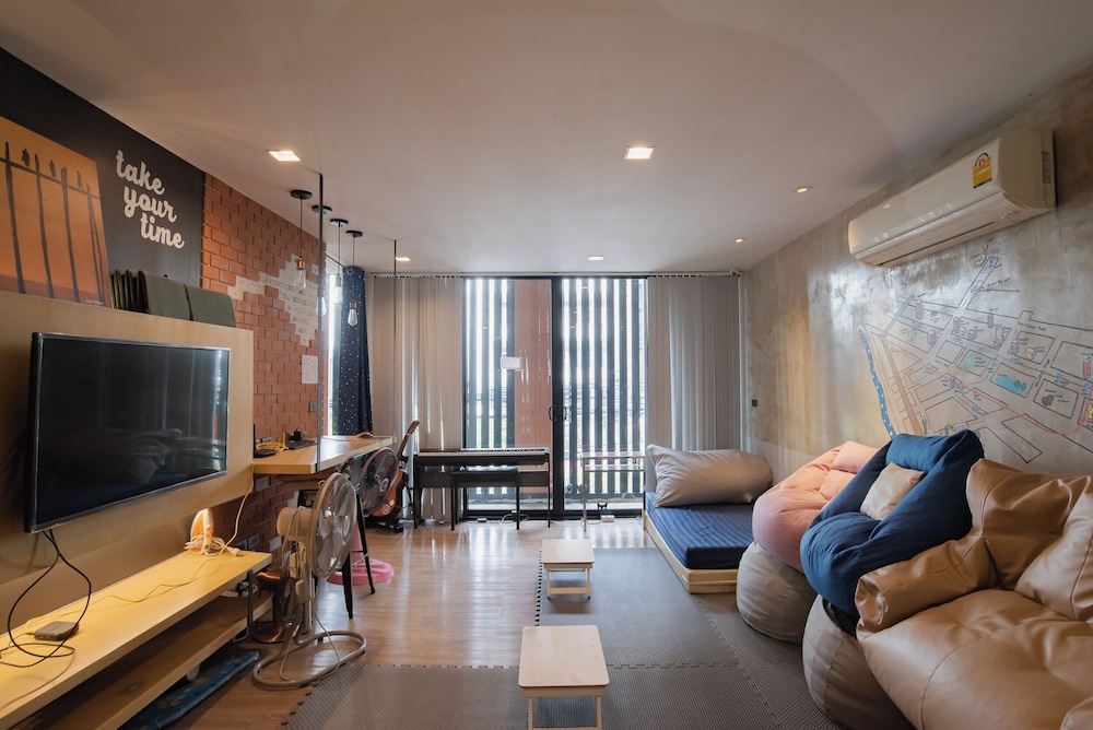 Private Double-bunk Bedroom photo 2