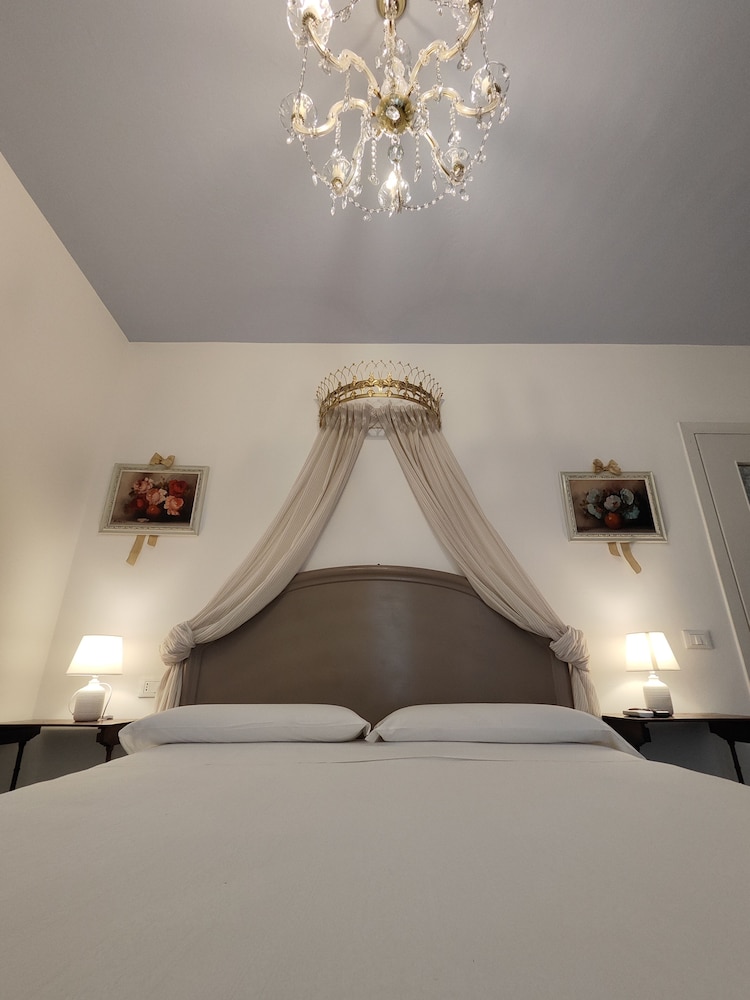 Deluxe Double or Twin Room, Garden View