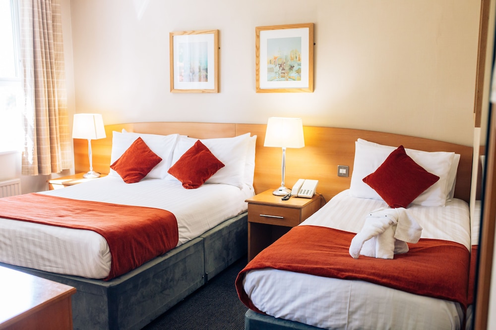 Twin Room - Photo 3