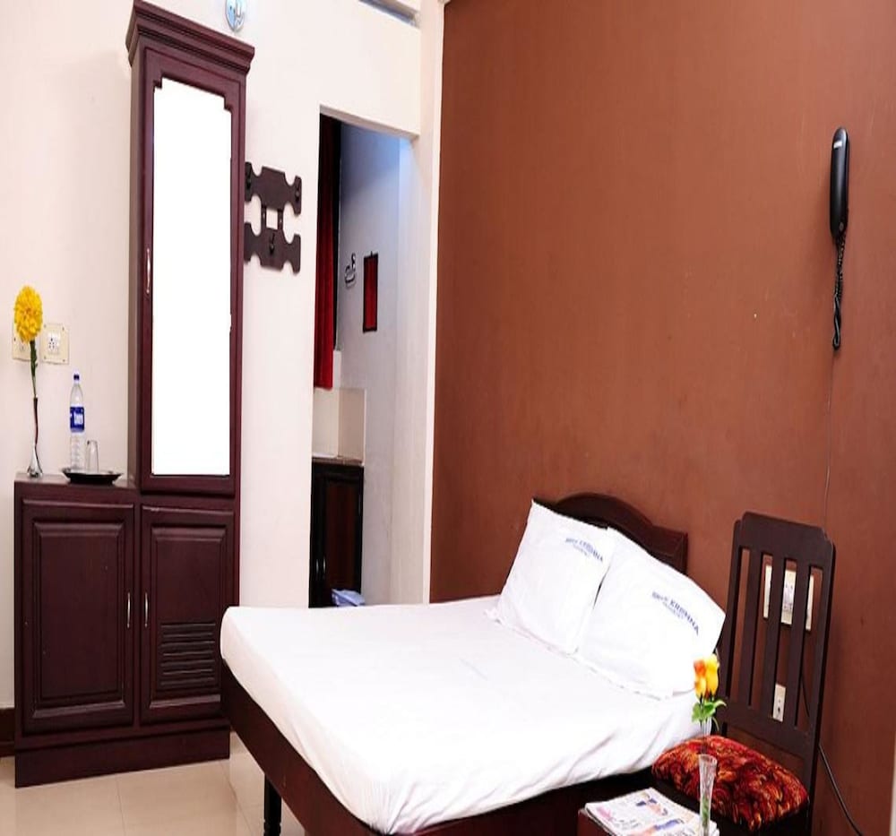 Deluxe Room, 1 Double Bed, Non Smoking photo 1
