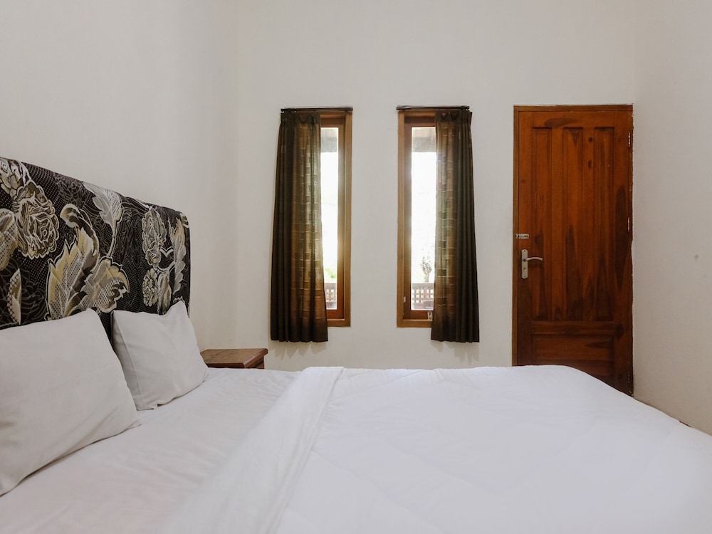 Standard Double Room - Photo 10