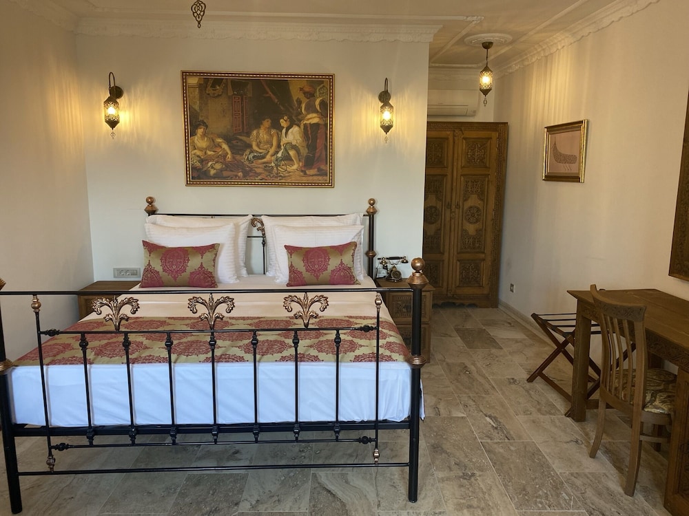 Superior Double Room - Photo 2