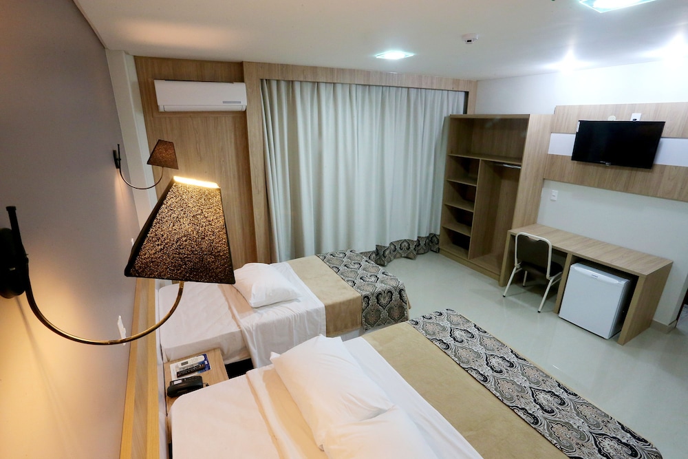 Executive Quadruple Room photo 1
