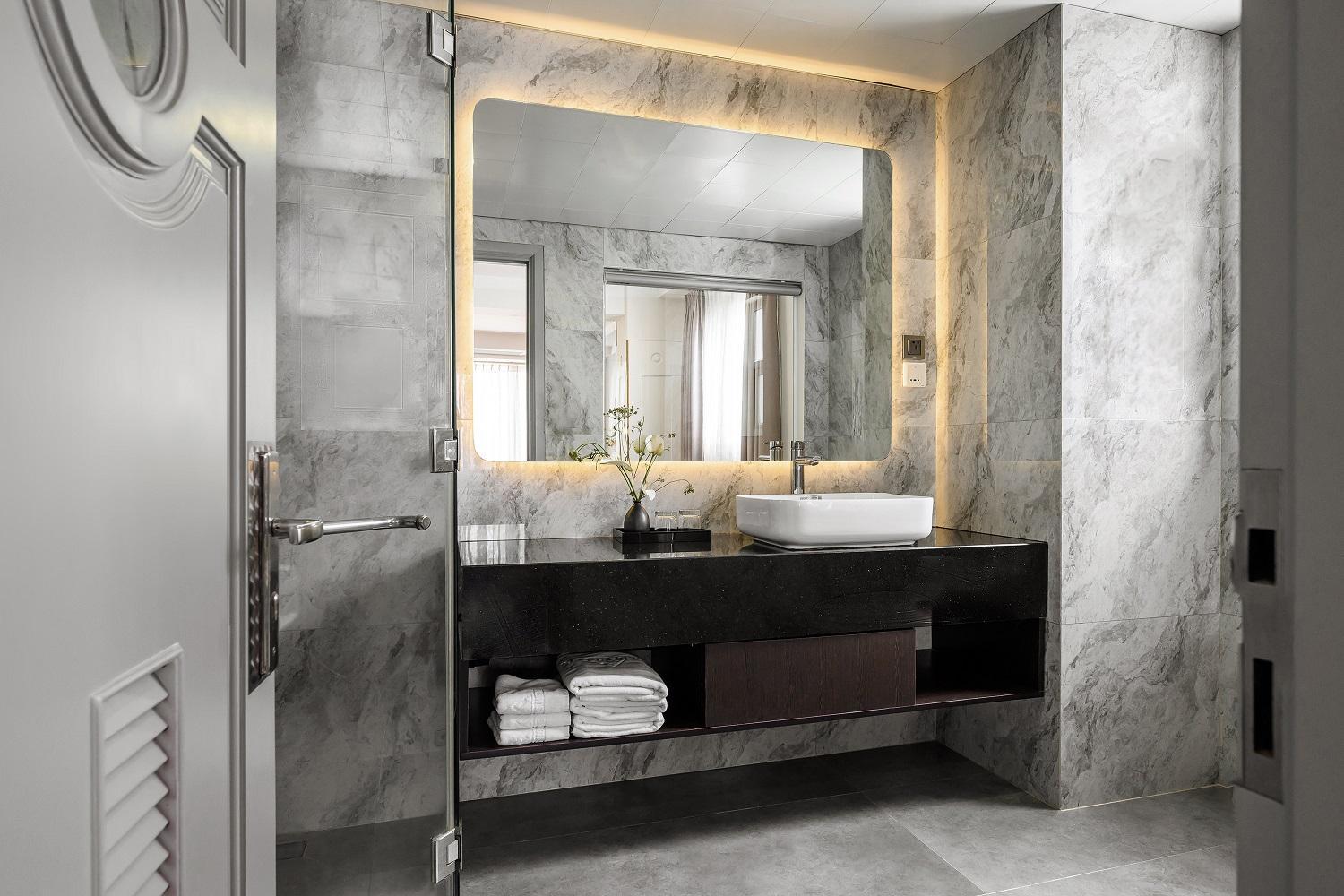 King Suite photo 2
