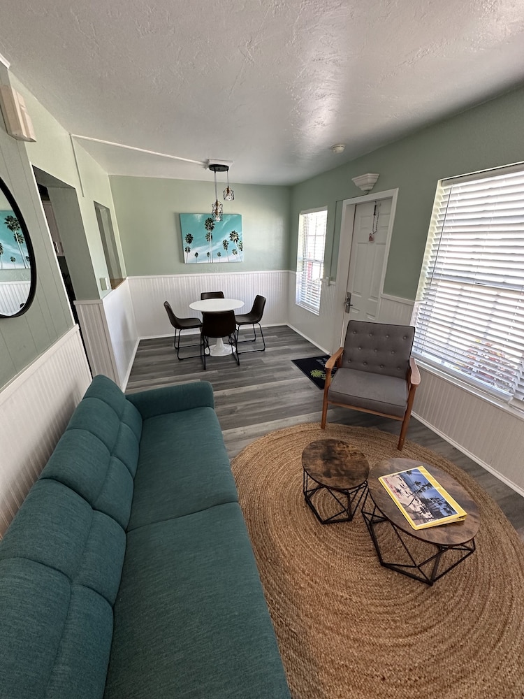 Deluxe Bungalow