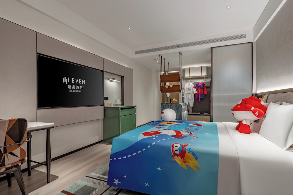 Standard Room, 1 King Bed (Kids Theme)