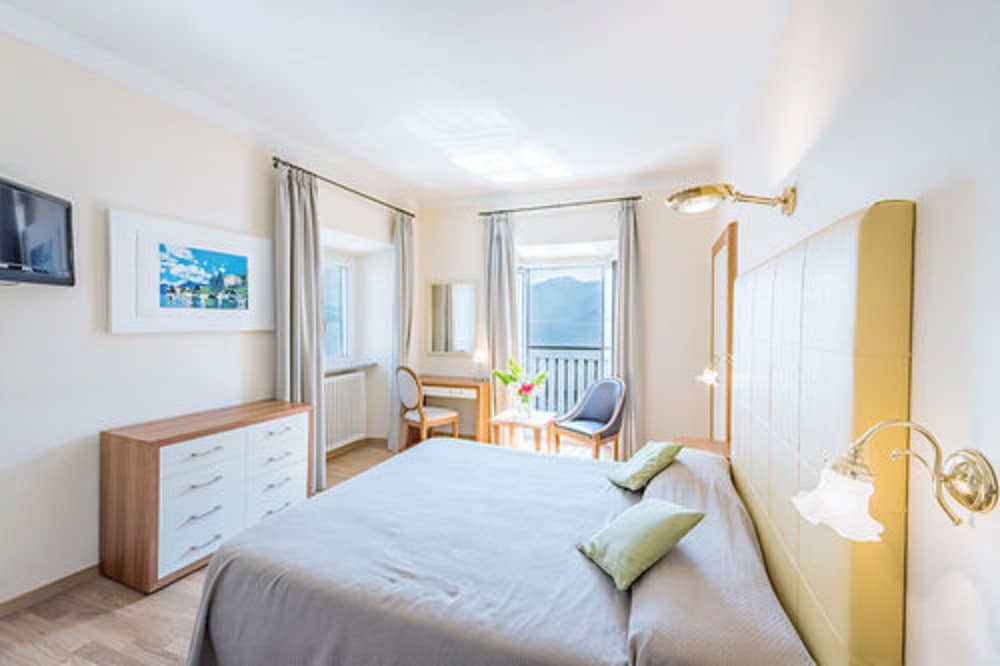 Romantic Room, 1 Queen Bed, Lake View, Lakeside