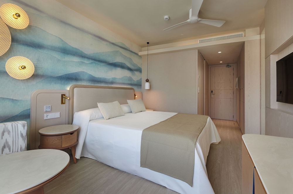 Double Room, Balcony, Partial Sea View - Photo 10