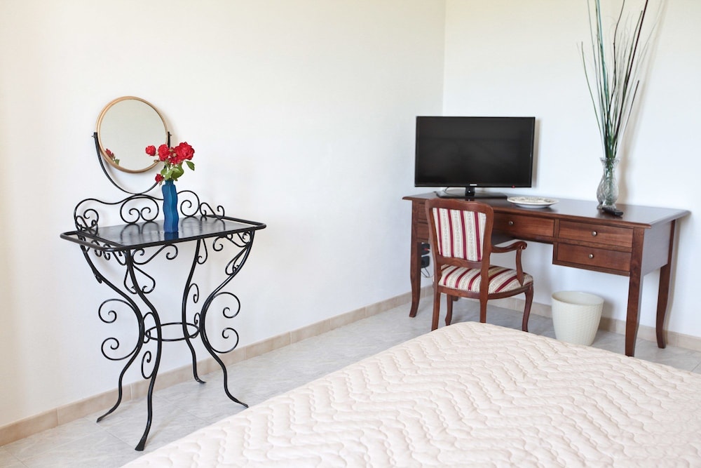 Panoramic Suite, 3 Bedrooms, 2 Bathrooms, Lakeside photo 2