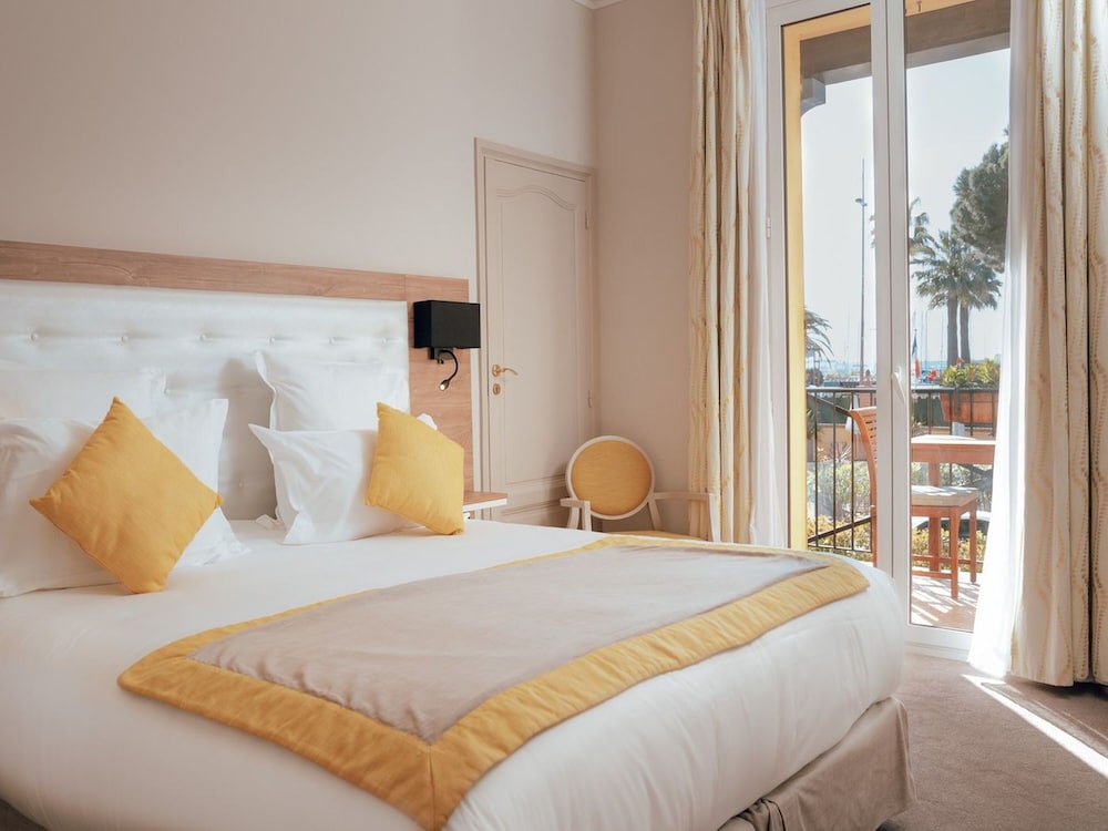 Superior Room - Photo 1