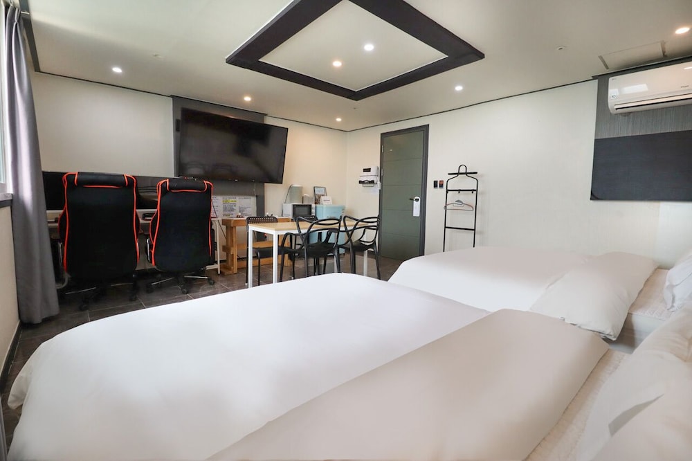 Twin Room photo 1