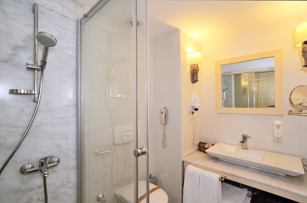 Available room