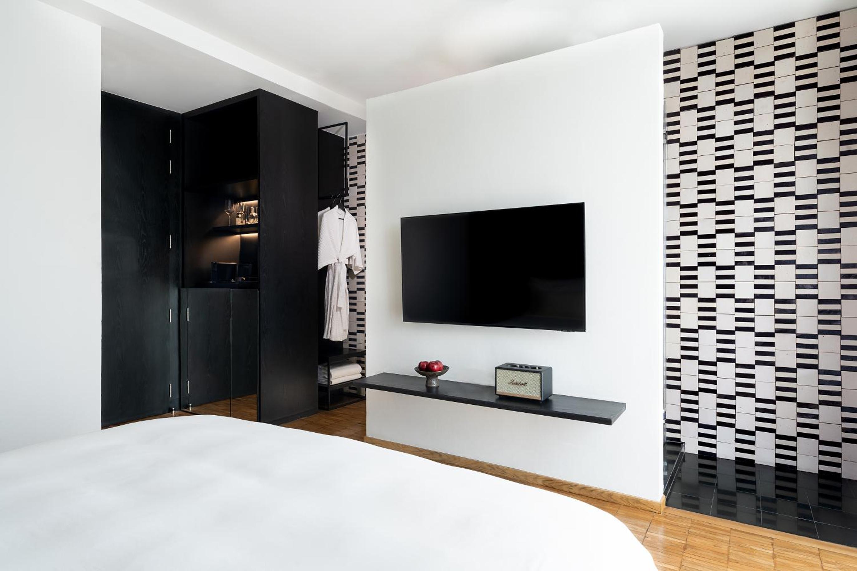Standard Double Room photo 3
