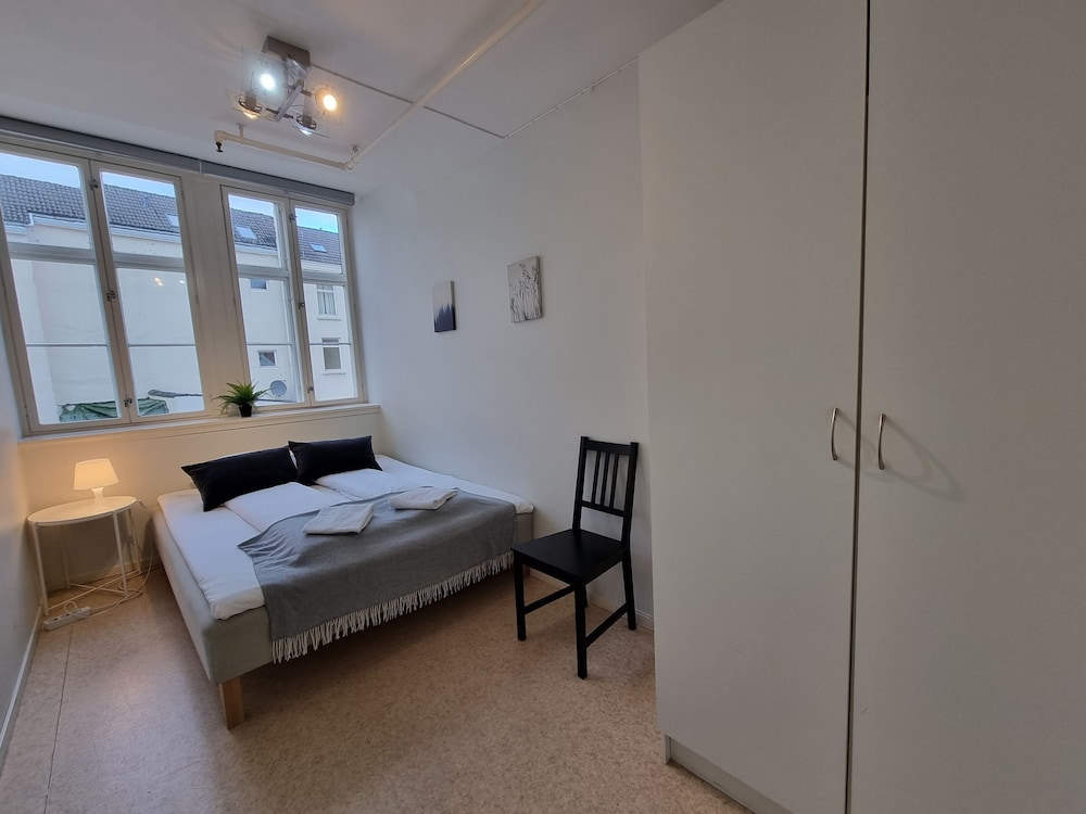 Basic Double Room photo 3