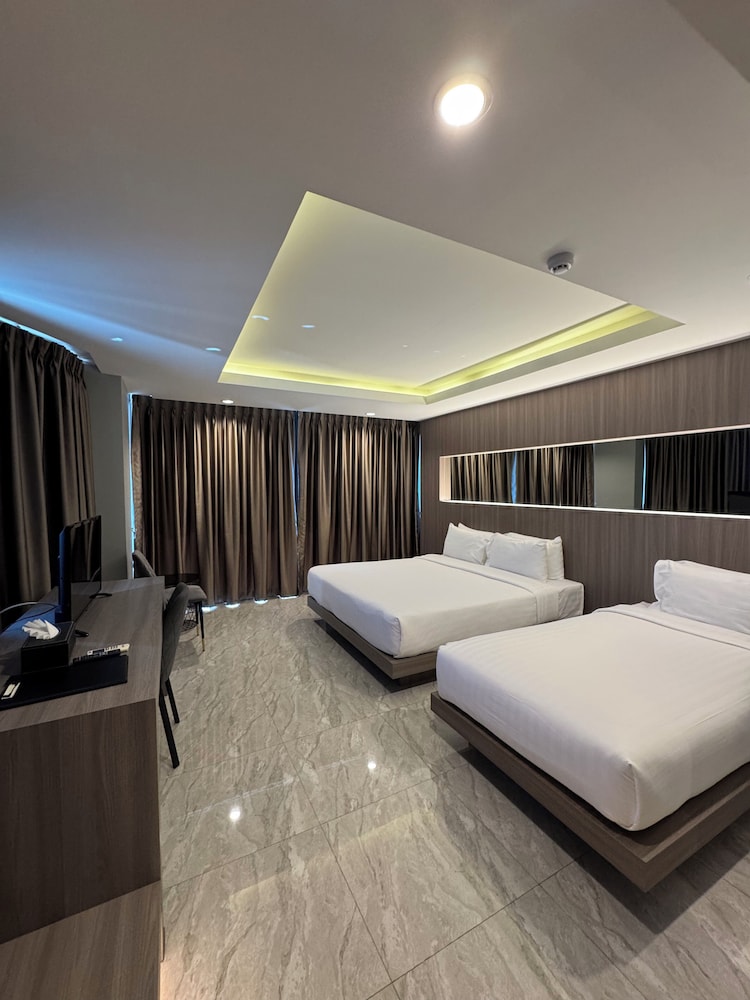 Ocean Triple Room - Photo 6
