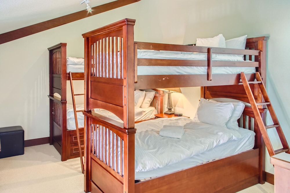 Stonegate Resort Unit A403 | 3 BR + LOFT photo 3