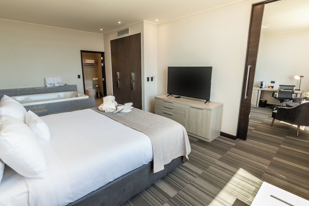 King Suite photo 3