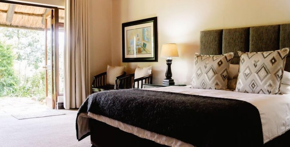 Classic Room, 1 Queen Bed, Non Smoking, Garden View photo 1