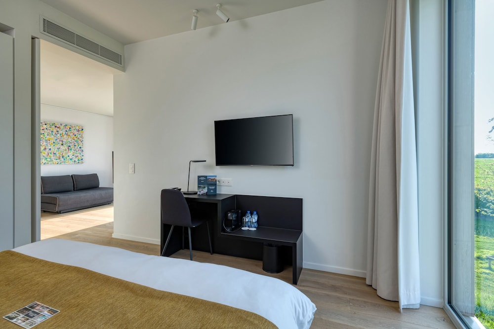 Junior Studio Suite photo 1