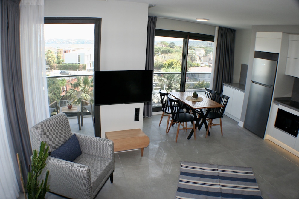 2+1 Suite