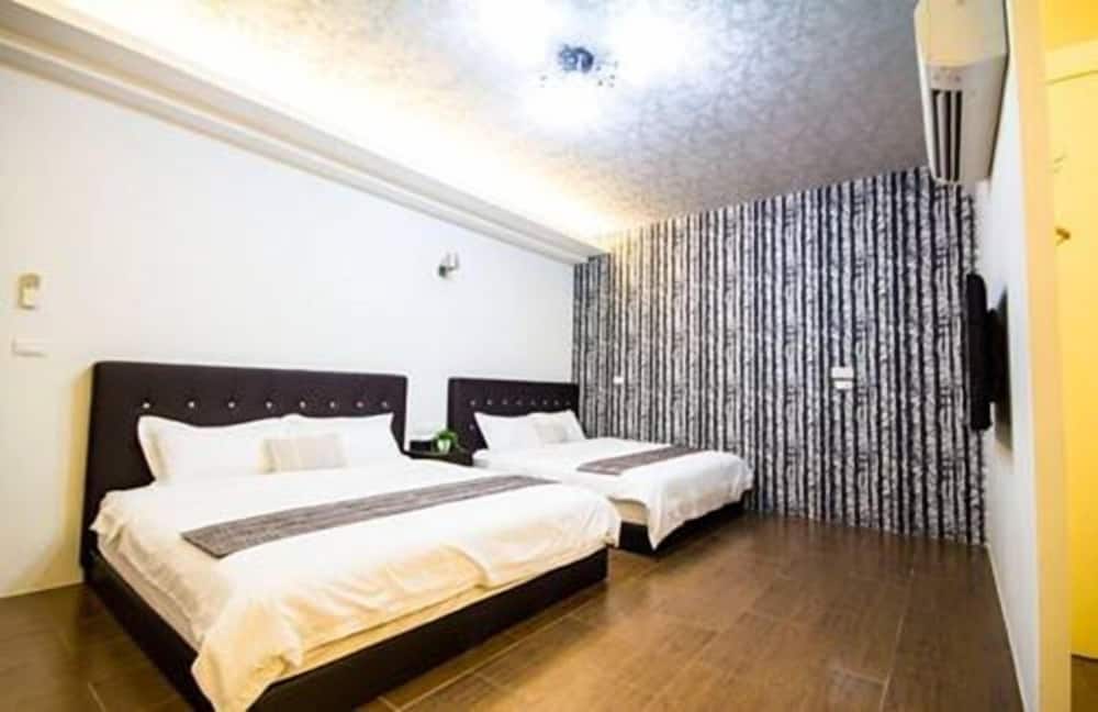 Quadruple Room photo 3
