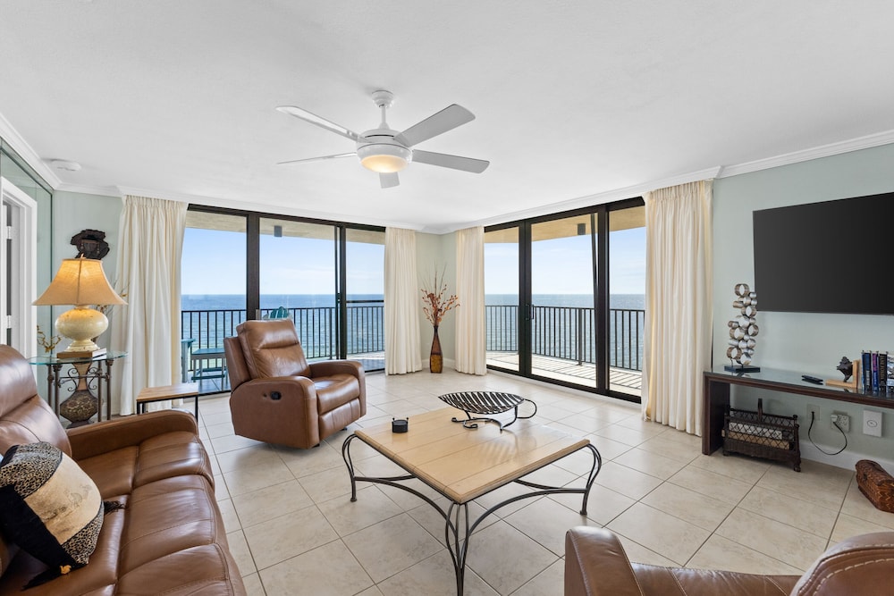 Condo, 2 Bedrooms, Ocean View (1115C)