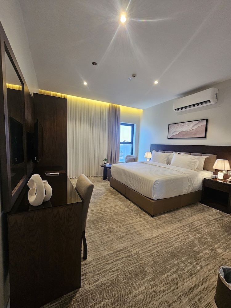 Luxury Room, Beach View