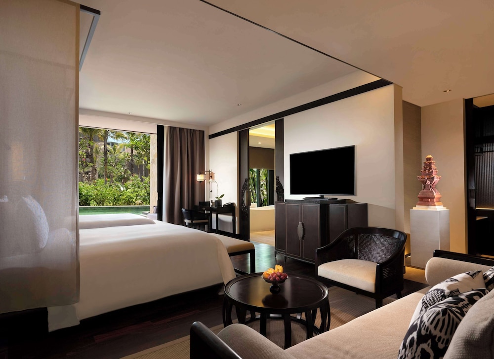 Deluxe Room, 1 Bedroom, Pool Access, Garden View (Lagoon) - Photo 4