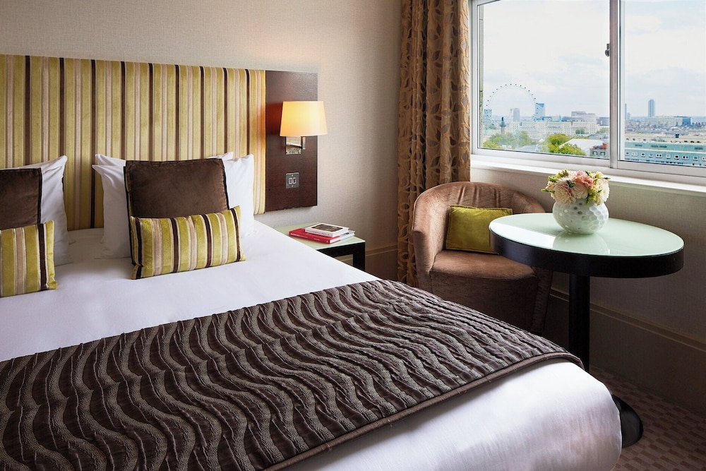 Superior Room, 1 Queen Bed (Superior Queen Room)
