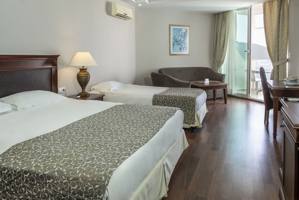Standard Room photo 1