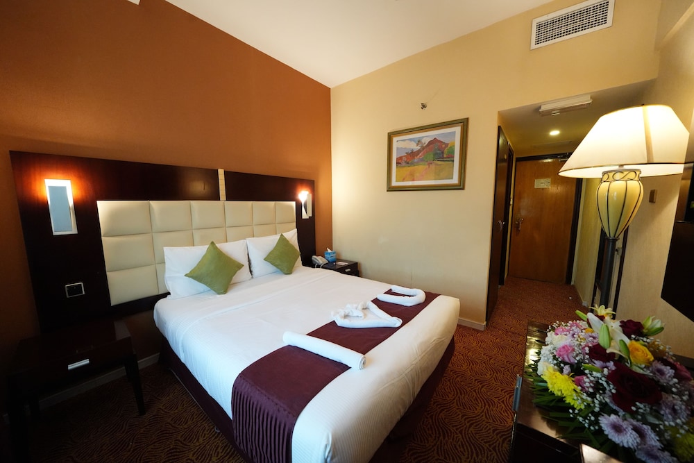 Standard Double or Twin Room photo 2