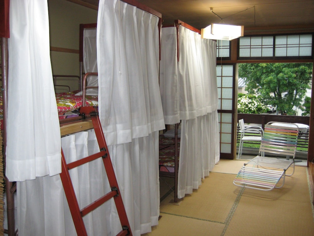 Shared Dormitory, Women only photo 2