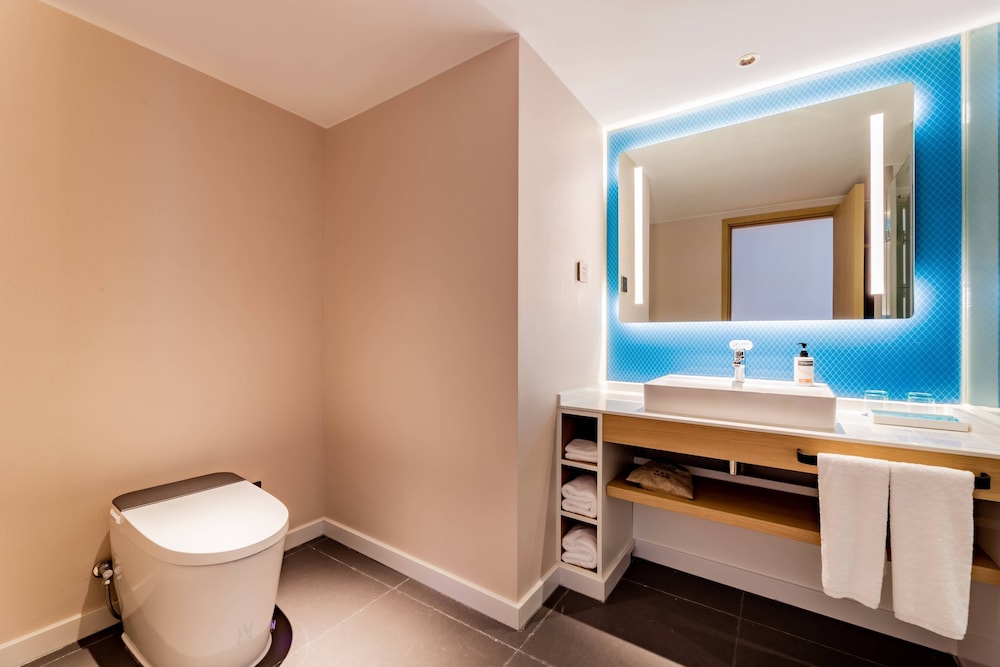 Standard Room - Photo 1