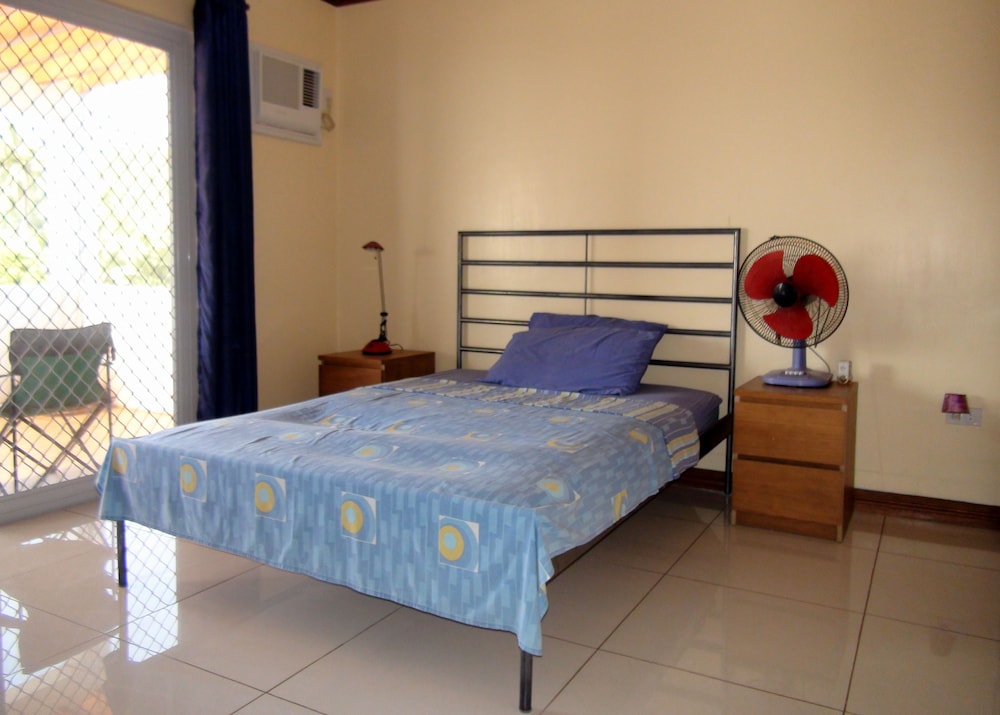 Standard Quadruple Room, 1 Double Bed with Sofa bed, Garden View