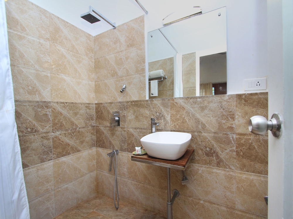 Double Or Twin Room photo 2