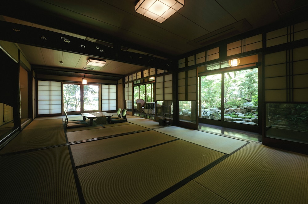 Japanese-style Quadruple Room, Non Smoking, Garden View photo 3