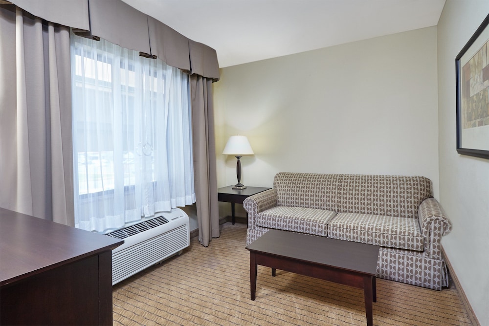 Suite, 2 Queen Beds, Accessible (Communication, Accessible Tub) - Photo 2