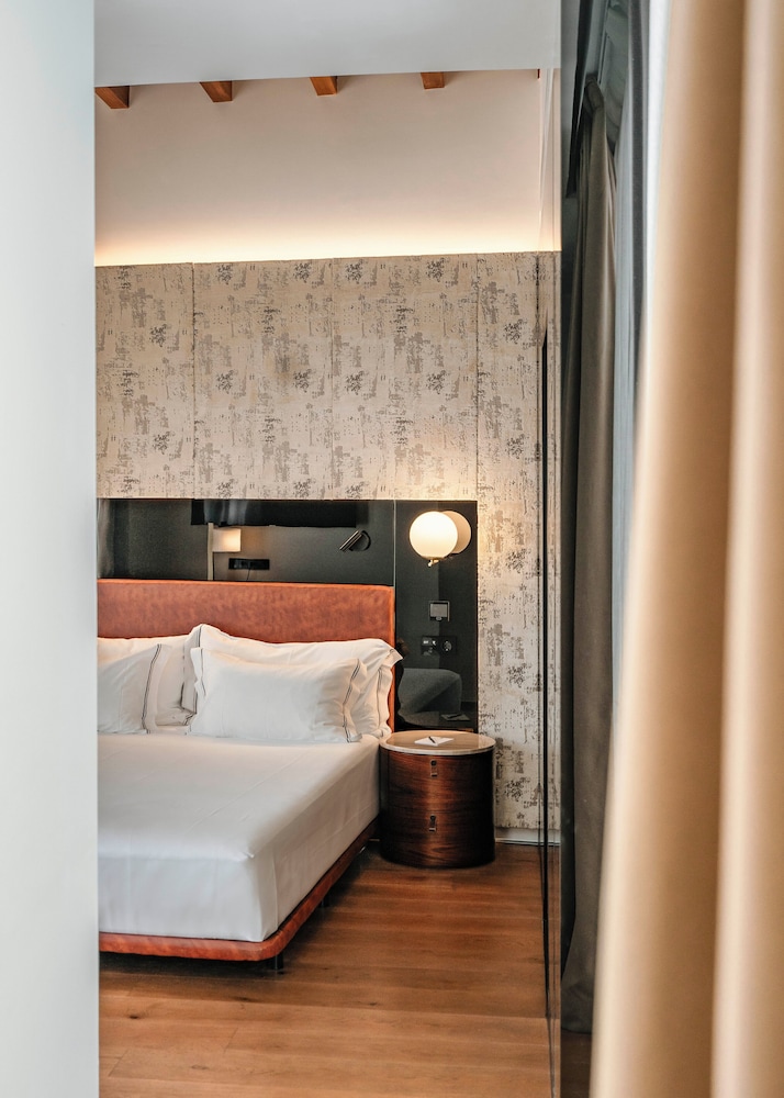 Suite (4 people) - Photo 6