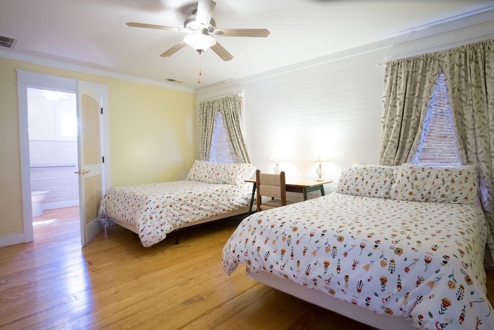 Swamp Rabbit Inn Travelers Rest, Photo 13