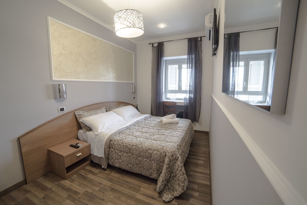 Double or Twin Room, Ensuite