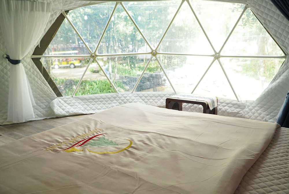 Dom Tent With Garden View photo 1