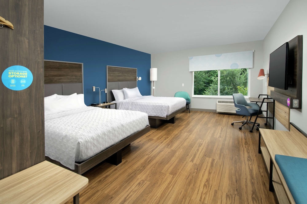 Room, 2 Queen Beds, Accessible, Bathtub - Photo 3